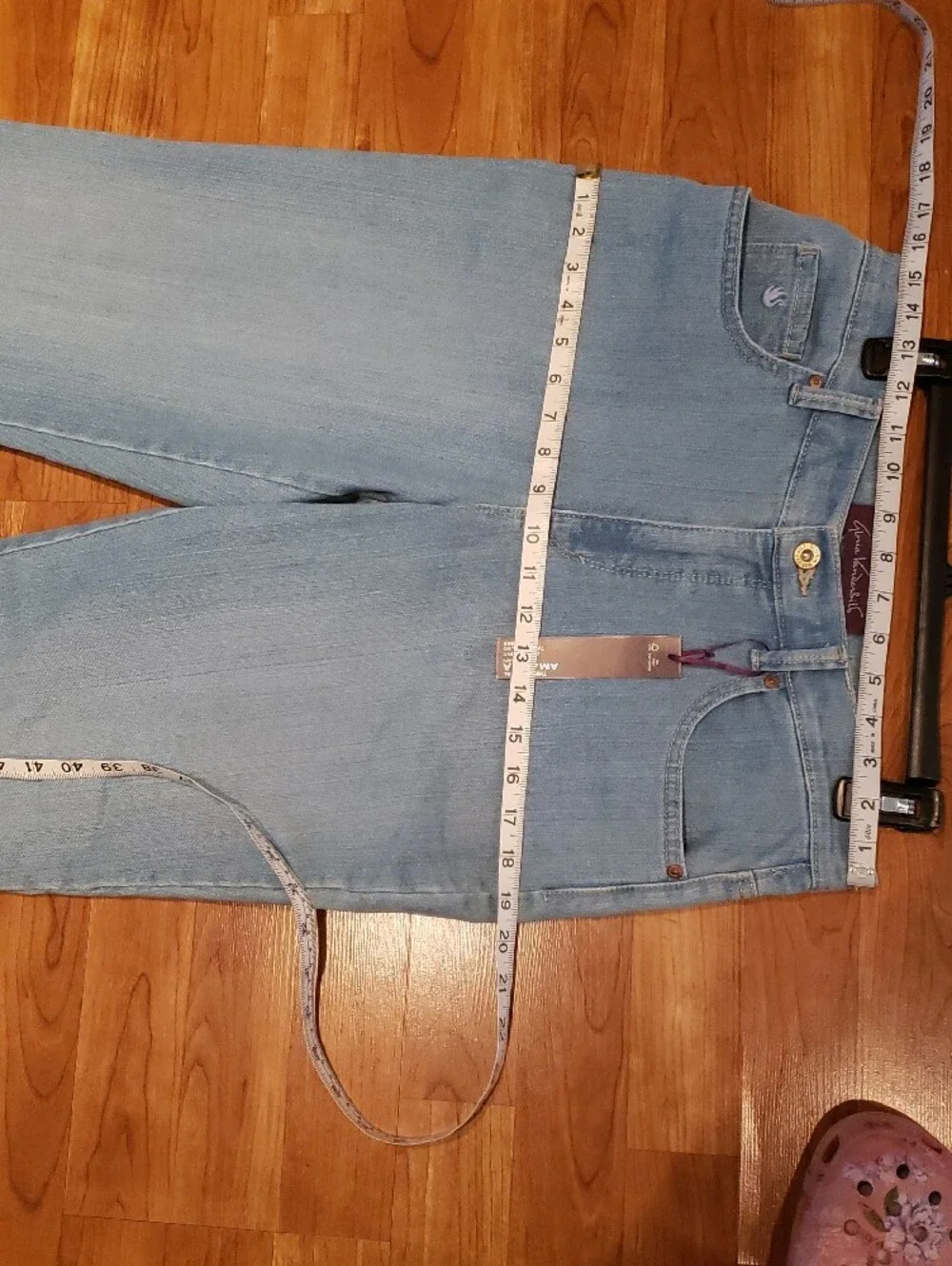 Gloria Vanderbilt Light Blue Straight Leg Jeans